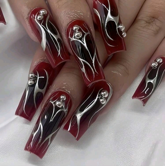 24 PIECE NAIL PRESS ON NAIL SET FAKE NAILS - Picture 2 of 3